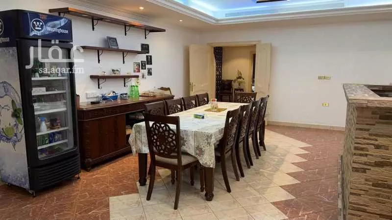 15 bedroom apartment in Al Khalidiyyah 4
