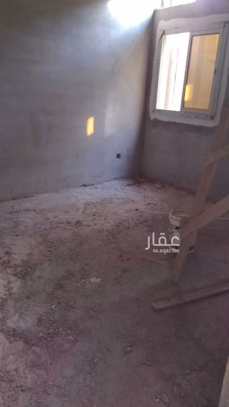 فيلا 8 غرف في الحمراء و ام الجود 4