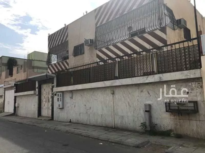 5 bedroom villa in Al Nuzhah 3
