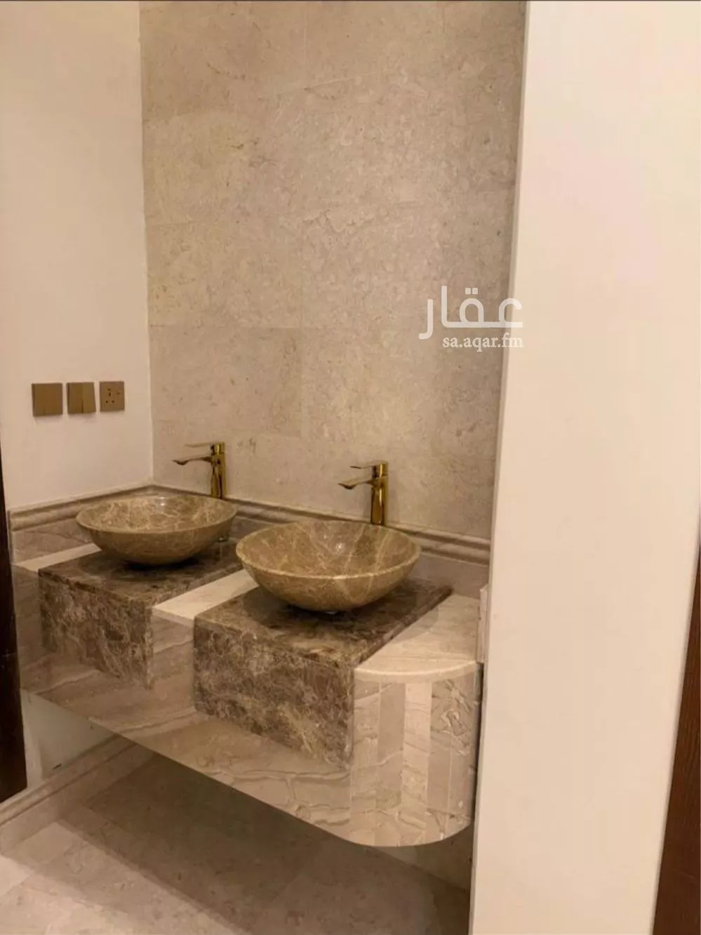 فيلا 6 غرف في الملك فهد 6