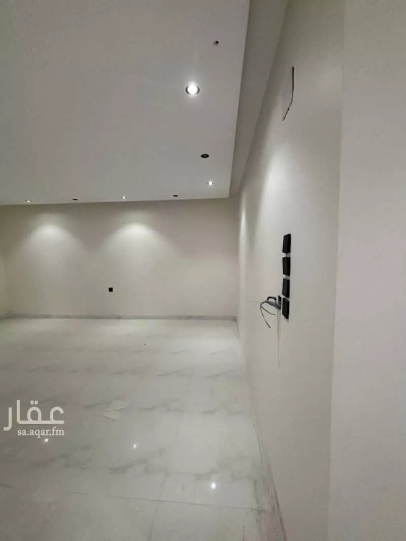 فيلا 7 غرف في العكيشية 10