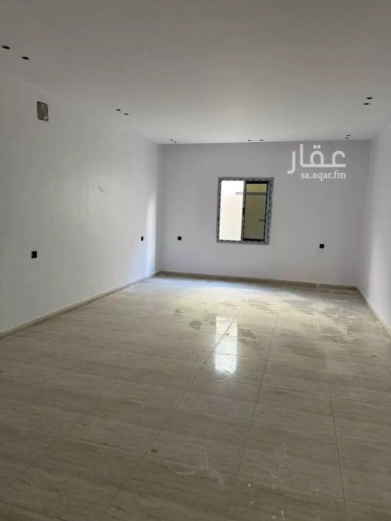 فيلا 6 غرف في الملك فهد 14