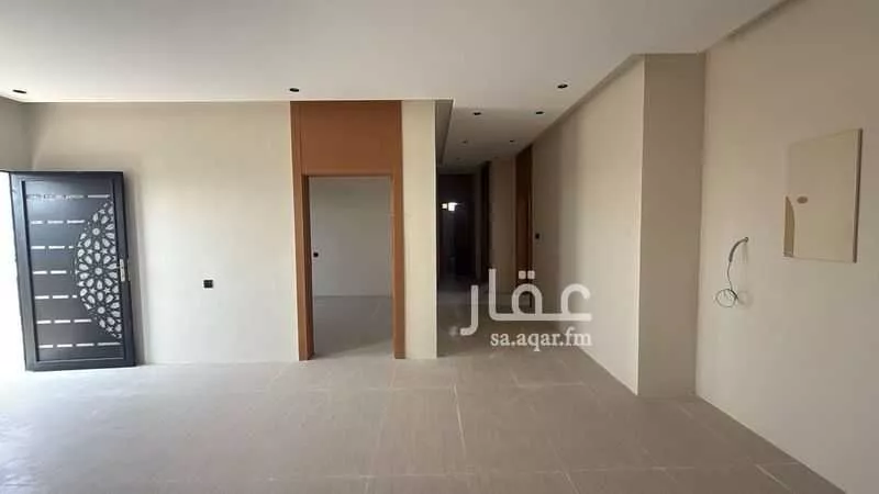 فيلا 4 غرف في الملك فهد 6
