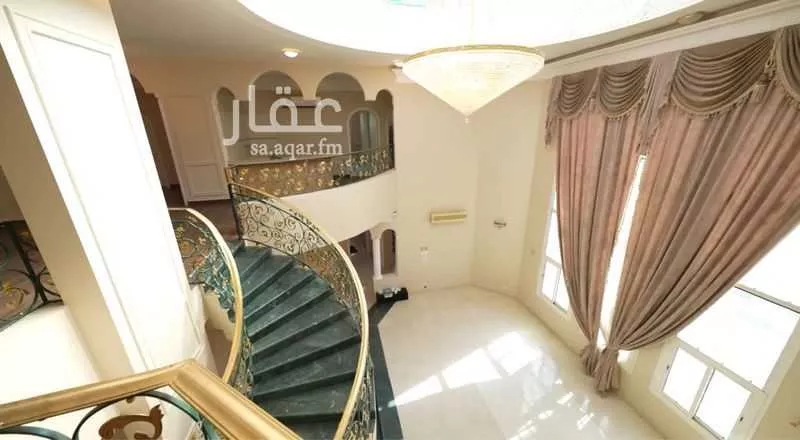11 bedroom villa in Al Awali 19