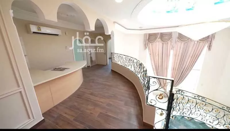 11 bedroom villa in Al Awali 9