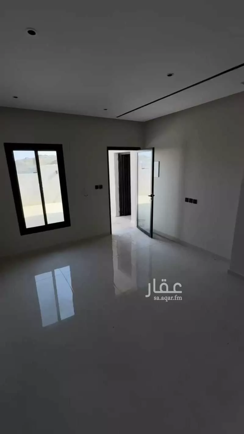 فيلا 5 غرف في العكيشية 11