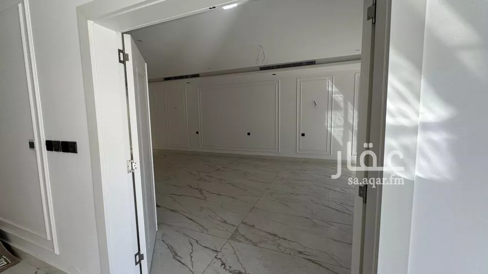 فيلا 13 غرف في الصوارى 15