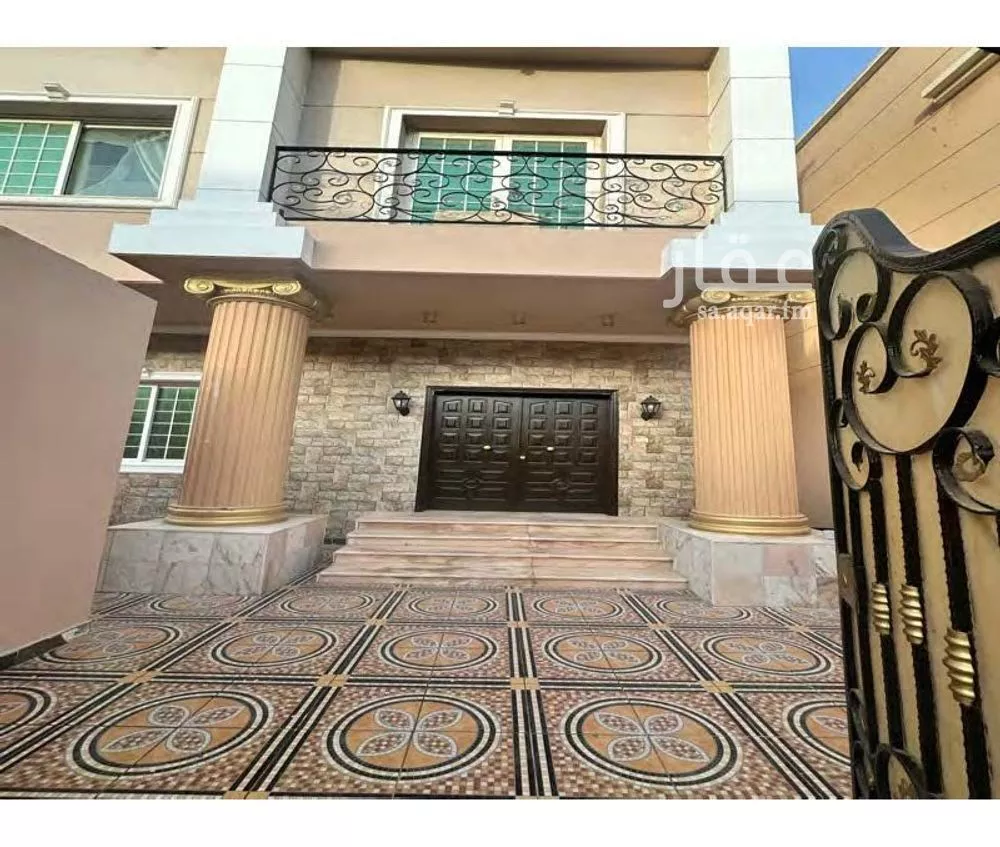4 bedroom villa in Al Basateen 18