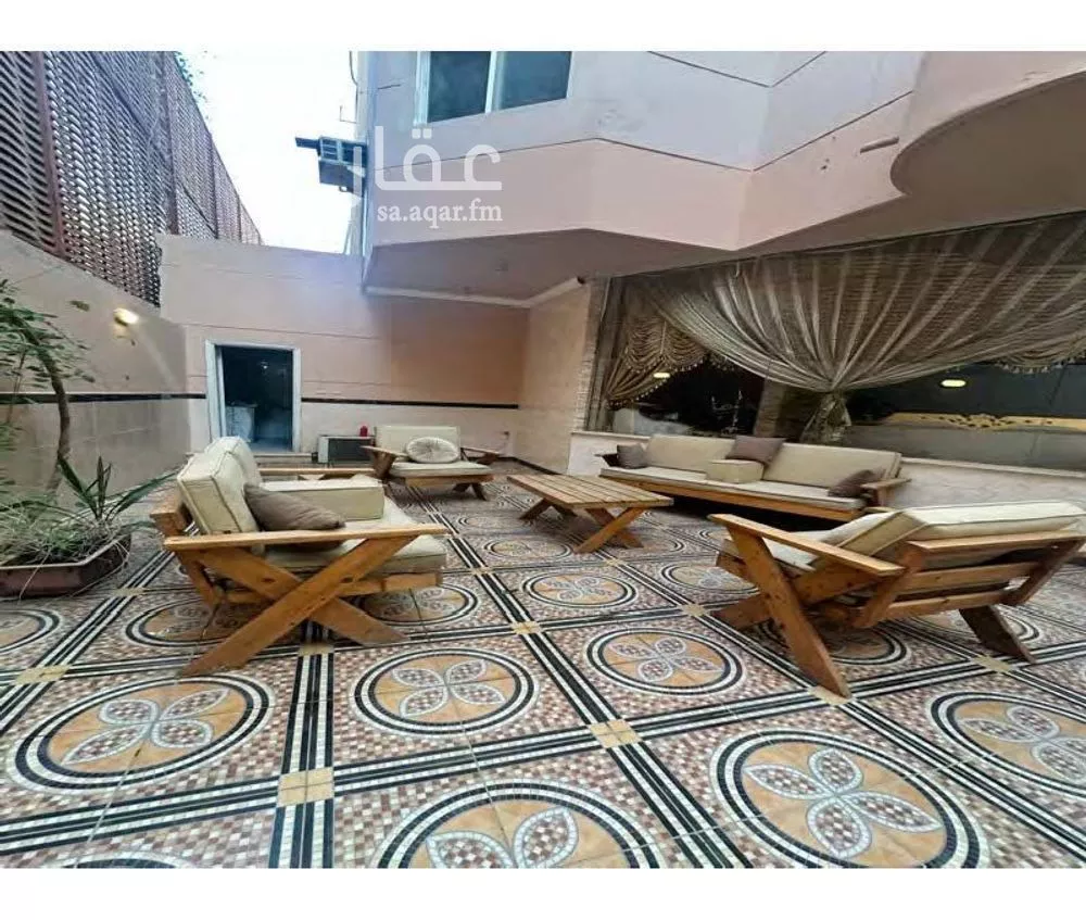 4 bedroom villa in Al Basateen 6