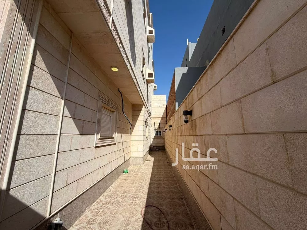 10 bedroom villa in Al Yaqout 3