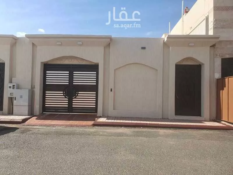 شقة في الدفاع