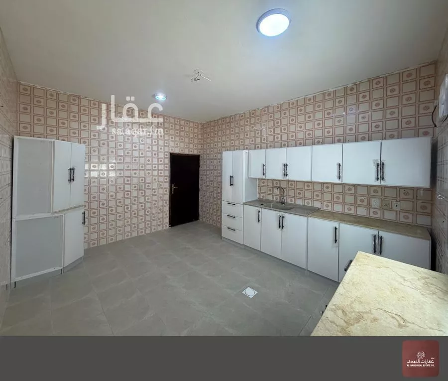 4 bedroom apartment in Al Rakah Ash Shamaliyah, Eastern Province 6
