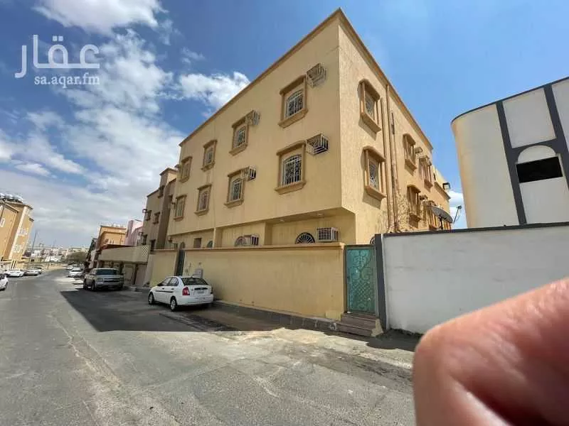 27 bedroom building in Military City Accommodation, Khamis Mushait 3