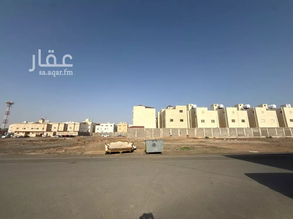 761 sqm land in Mudhainib 8