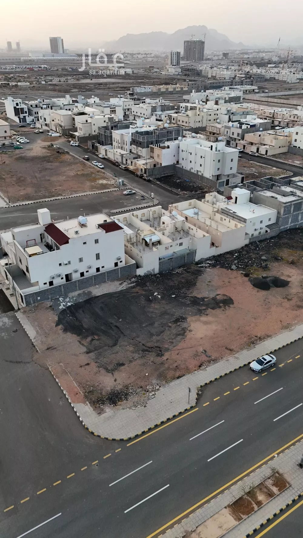 798 sqm land in Al Hadra 3