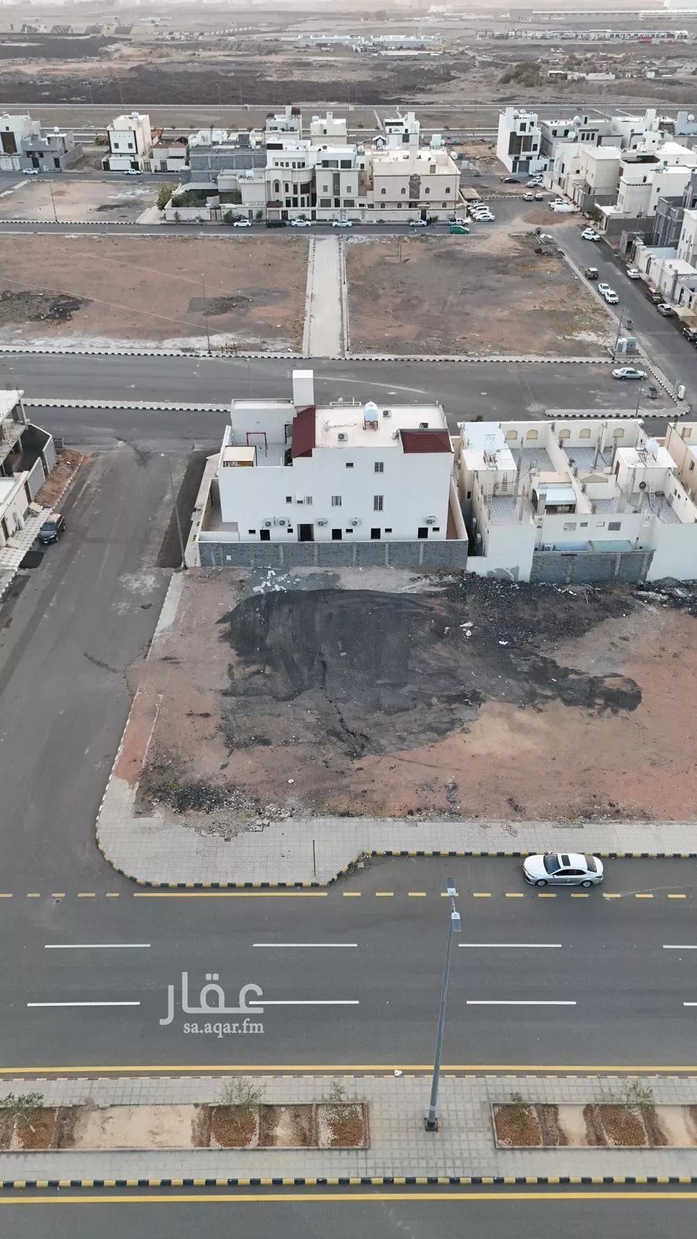 798 sqm land in Al Hadra 5