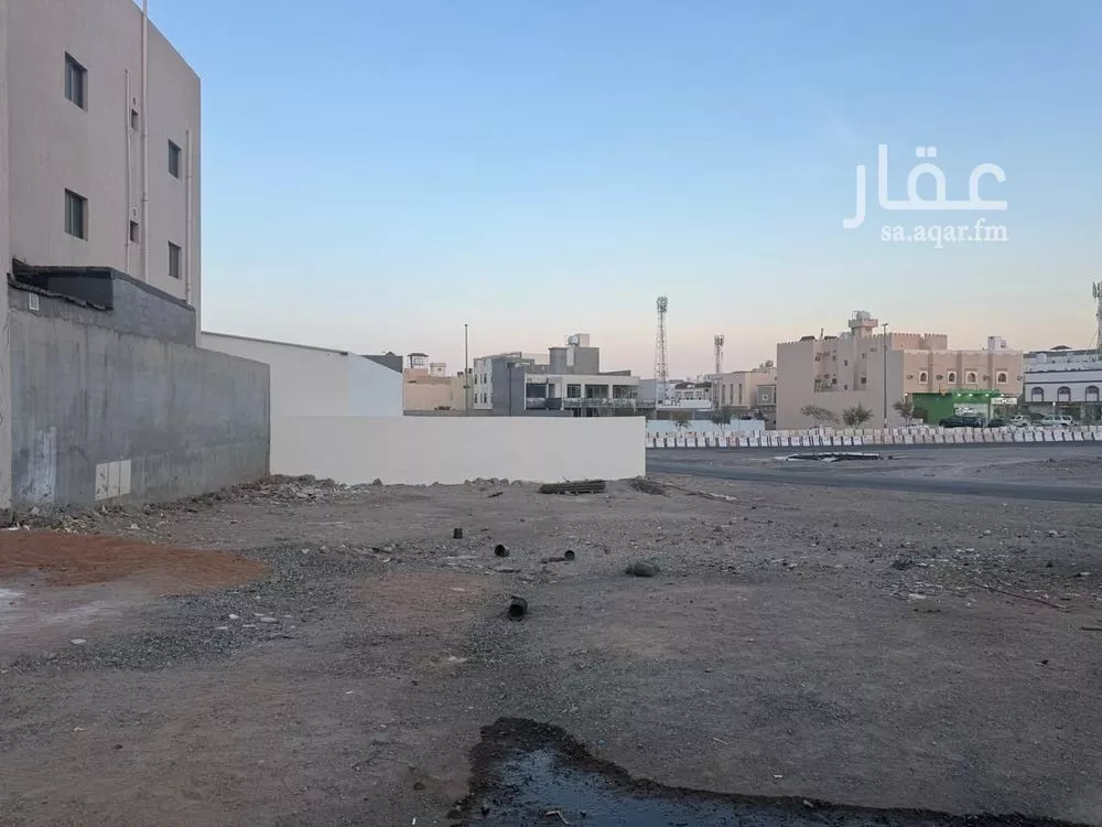 643 sqm land in Mudhainib 2