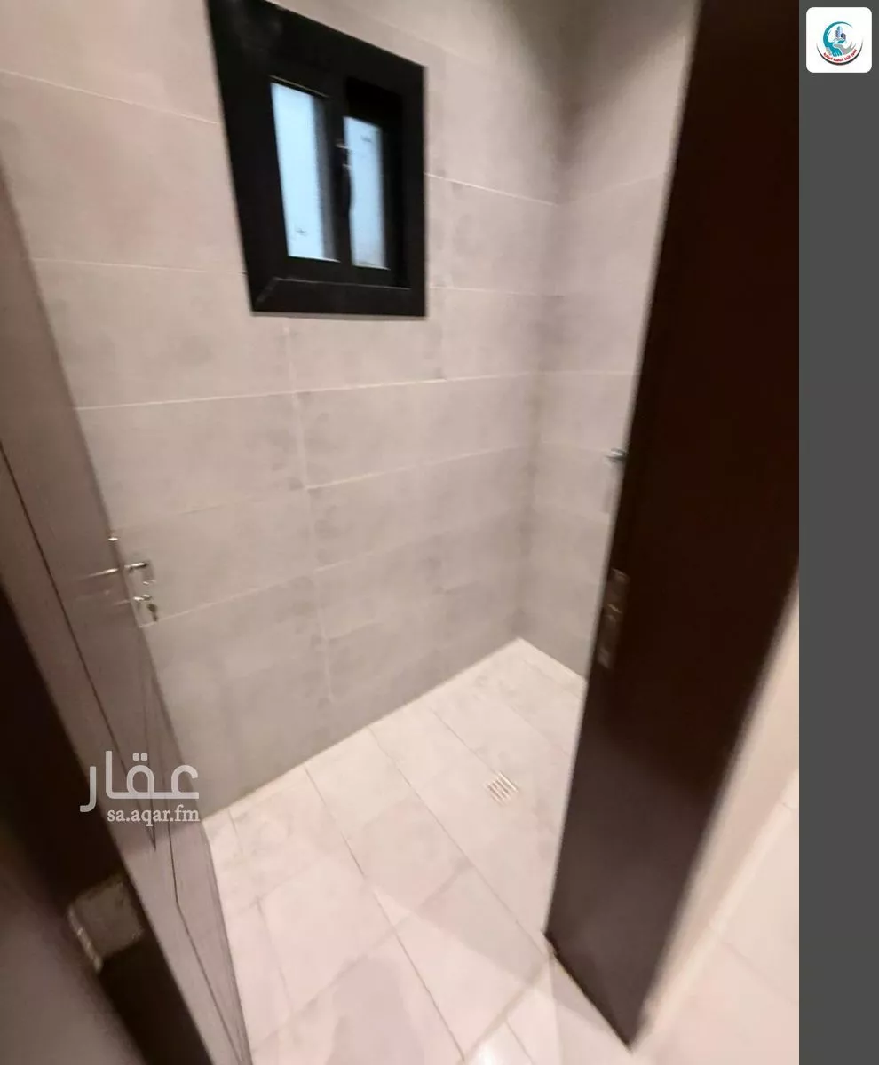 فيلا 4 غرف في الفروسية 3