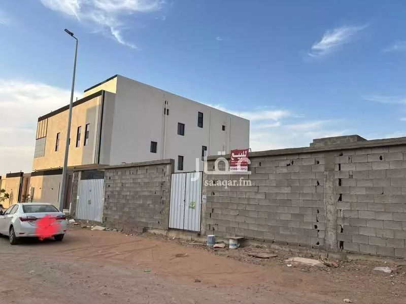 land in King Fahd, Madinah 4