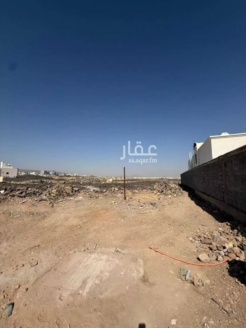 800 sqm land in Rahat 4