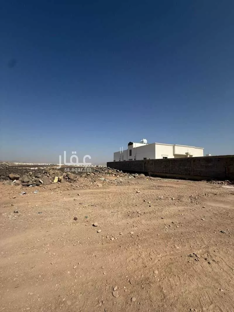 800 sqm land in Rahat 5
