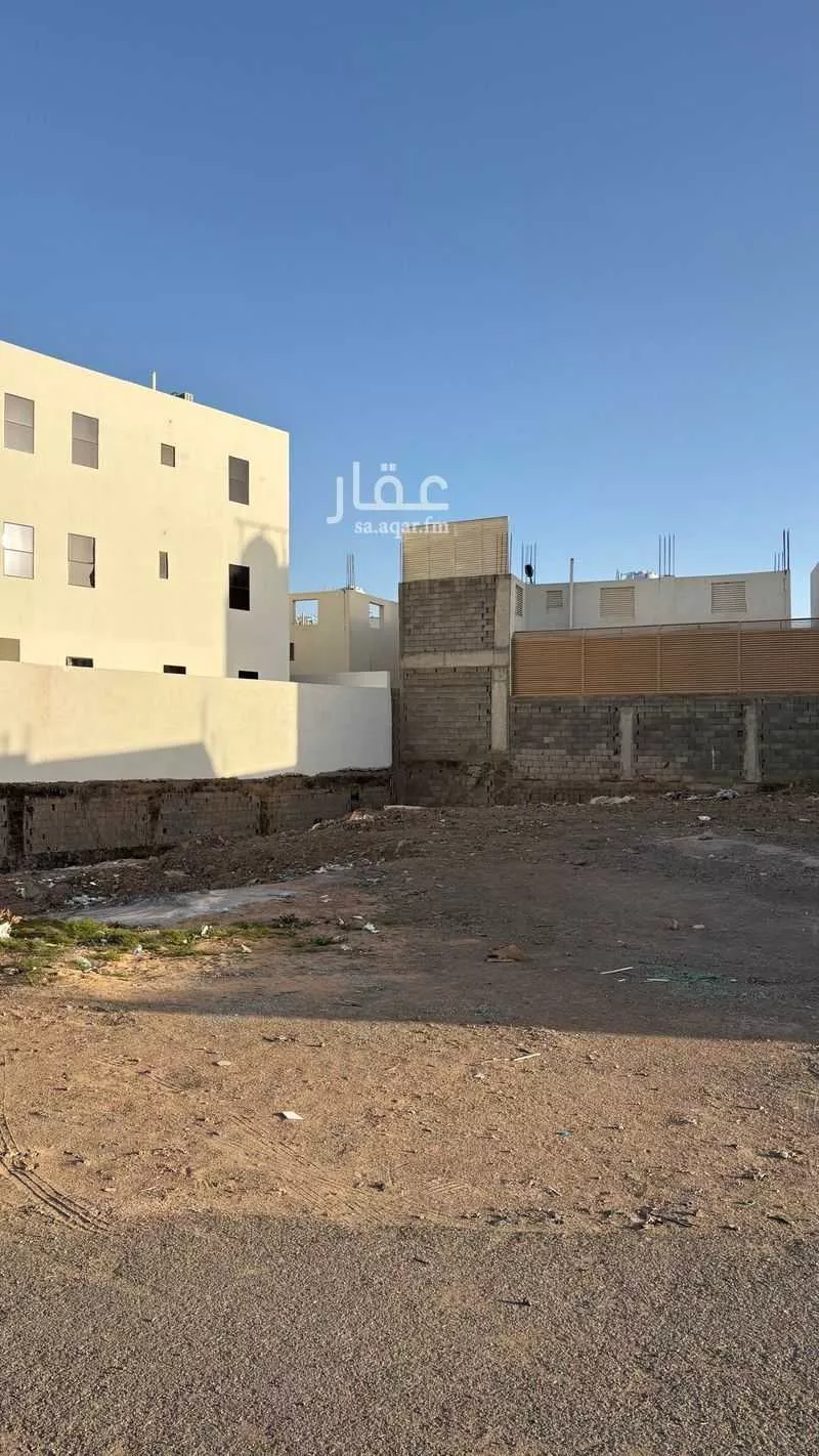 أرض 449 م² في نبلاء 8