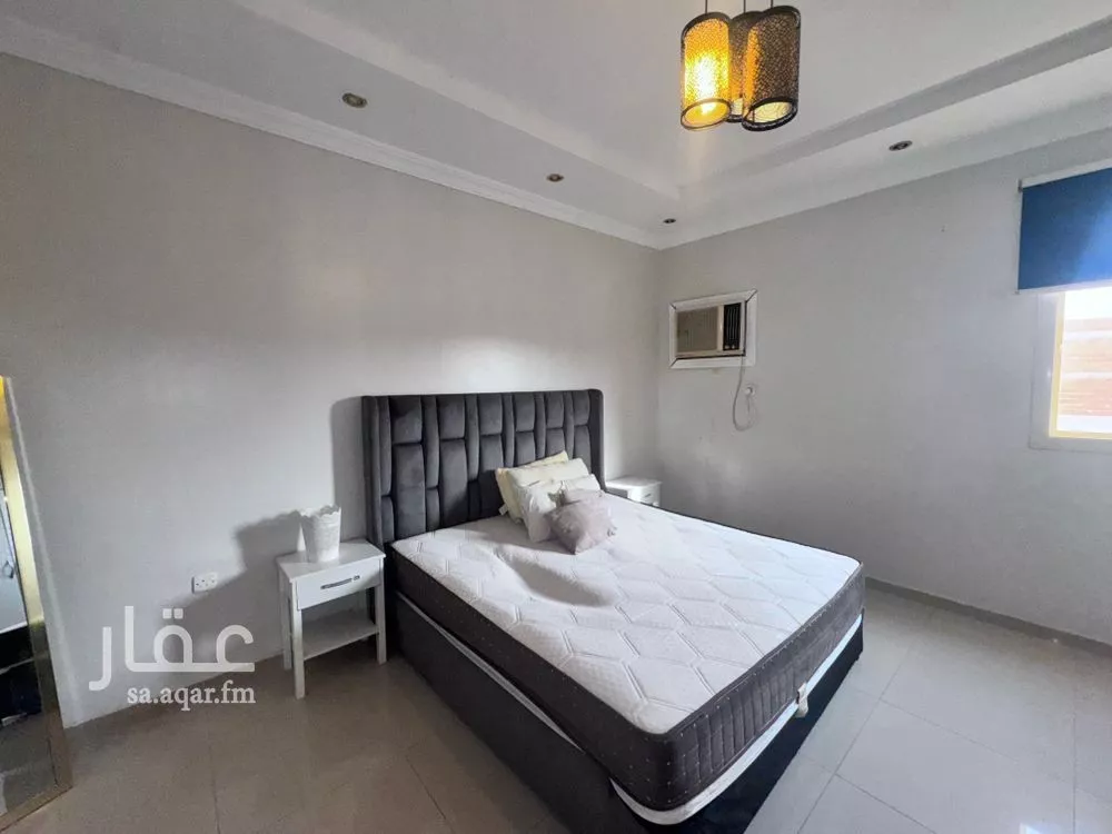 10 bedroom villa in Al Falah 13