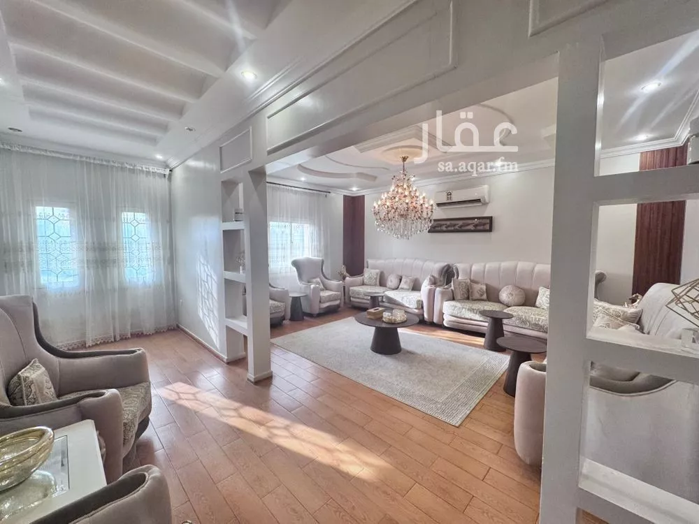 10 bedroom villa in Al Falah 7