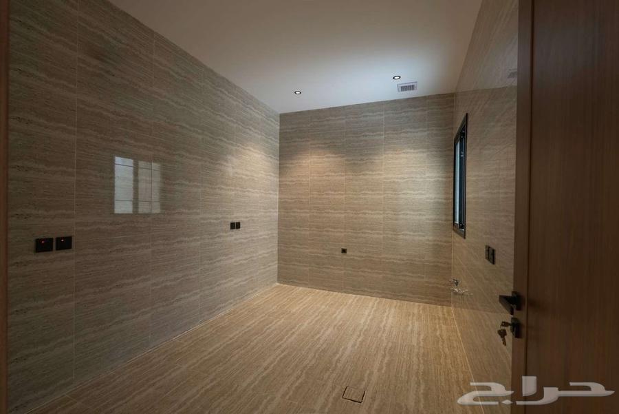 4 bedroom villa in Al Amwaj, Eastern Province 12