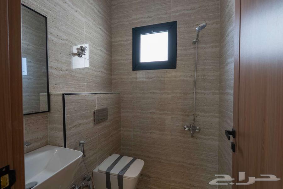 4 bedroom villa in Al Amwaj, Eastern Province 4