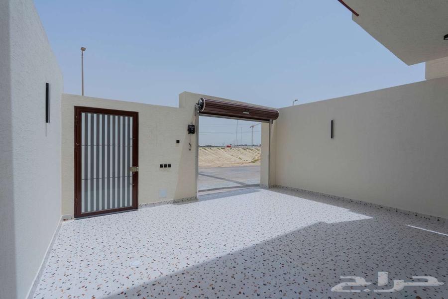 4 bedroom villa in Al Amwaj, Eastern Province 13