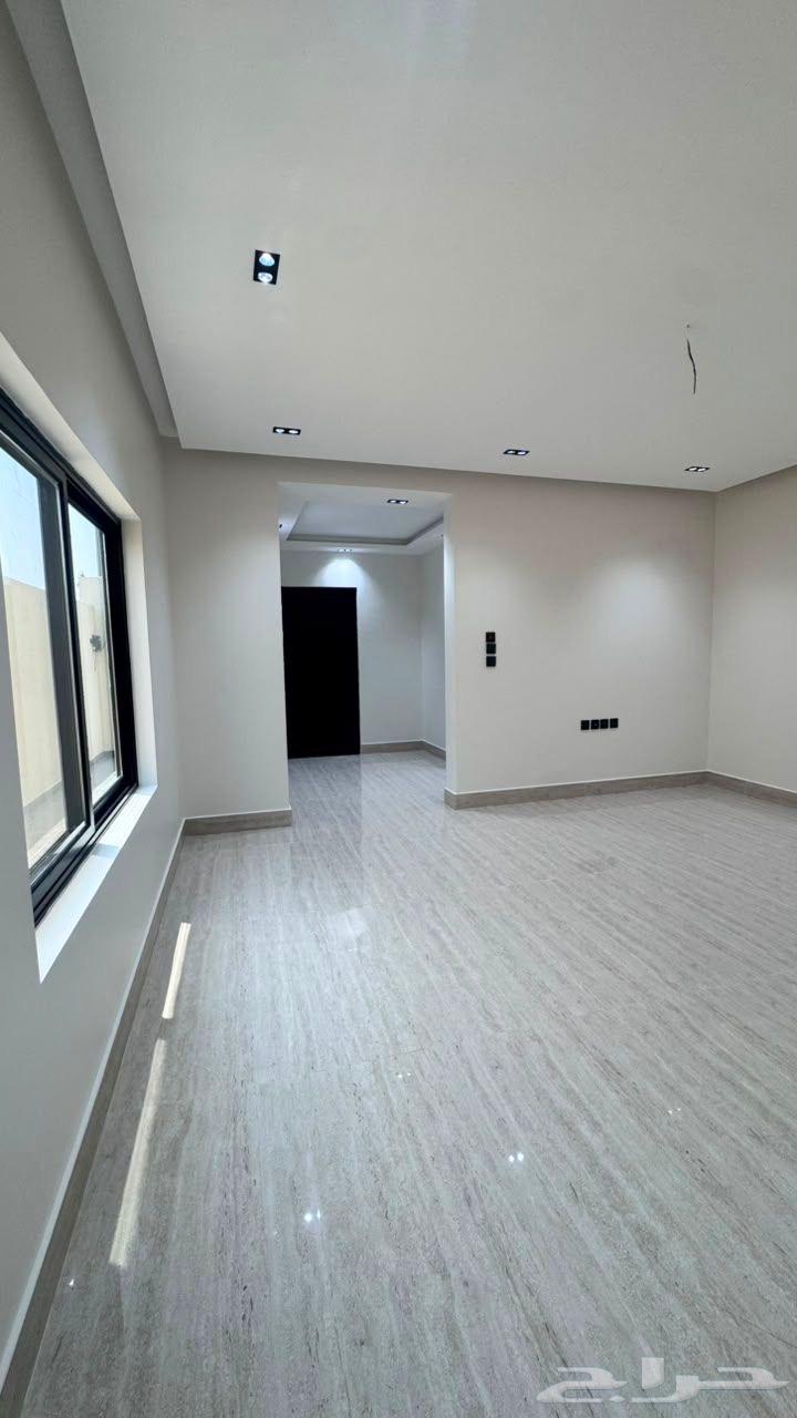 7 bedroom villa in Al Amwaj, Eastern Province 5