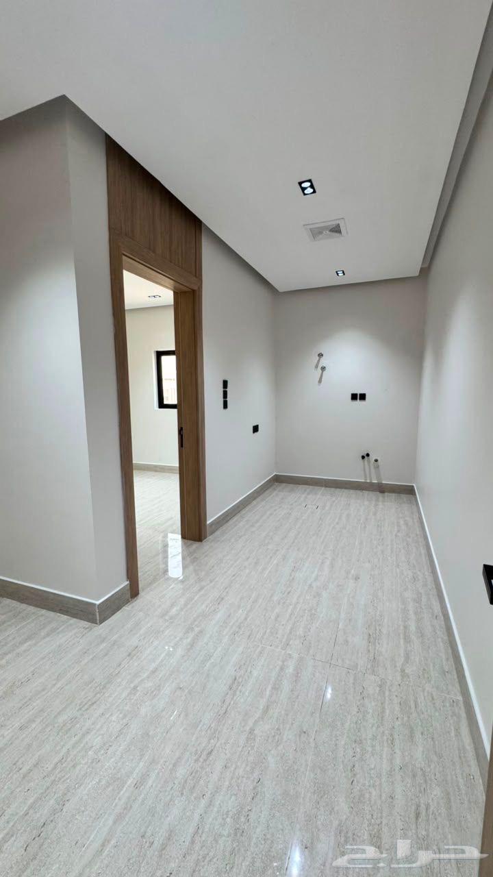 7 bedroom villa in Al Amwaj, Eastern Province 12