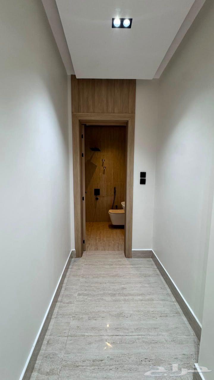 7 bedroom villa in Al Amwaj, Eastern Province 16