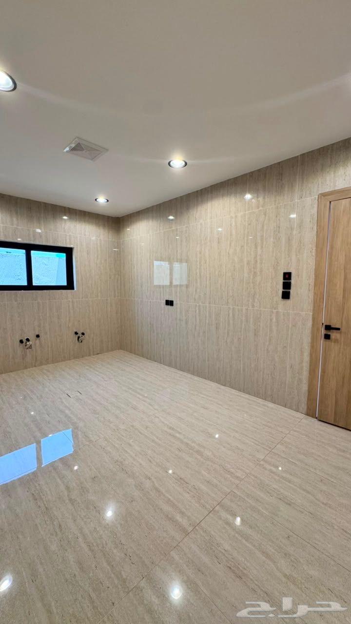 7 bedroom villa in Al Amwaj, Eastern Province 26