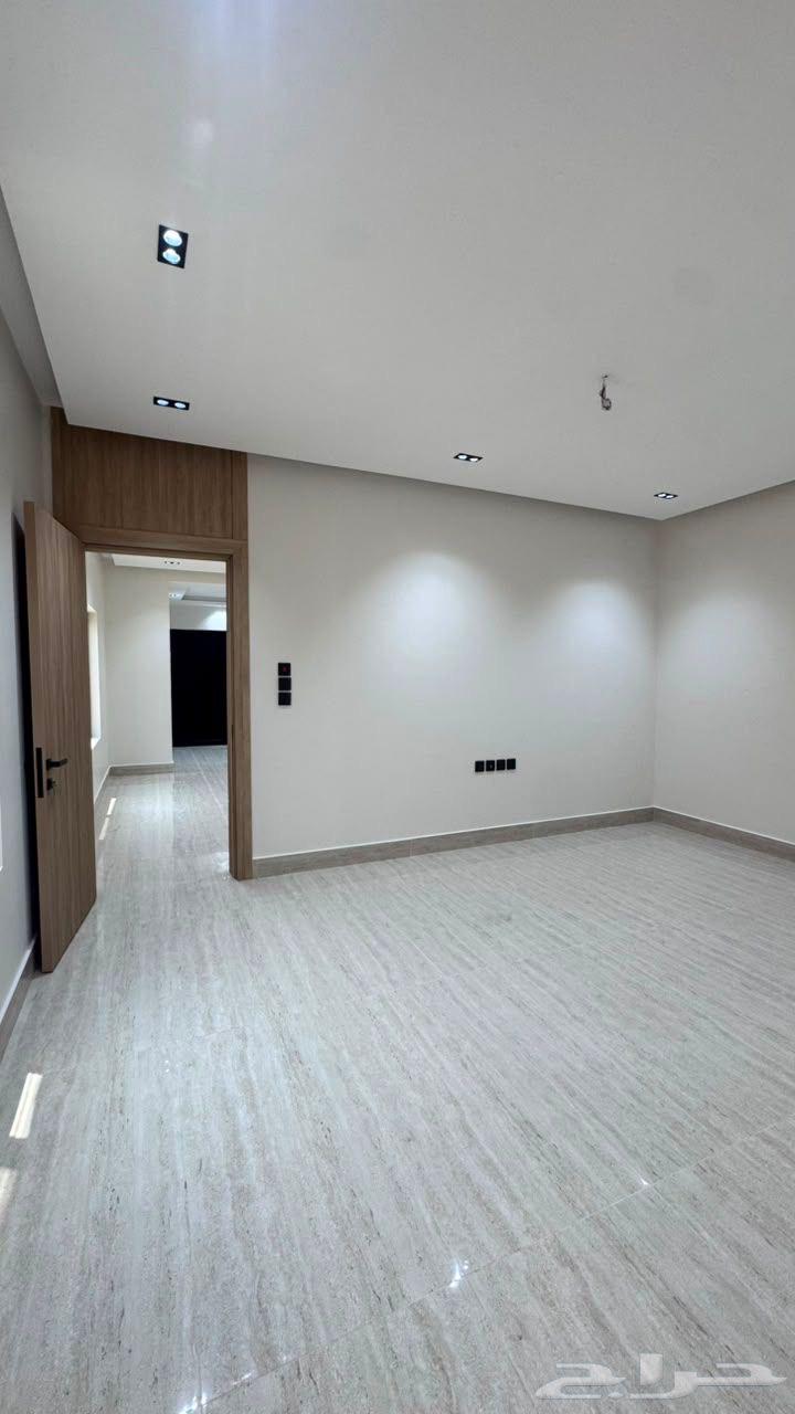 7 bedroom villa in Al Amwaj, Eastern Province 4