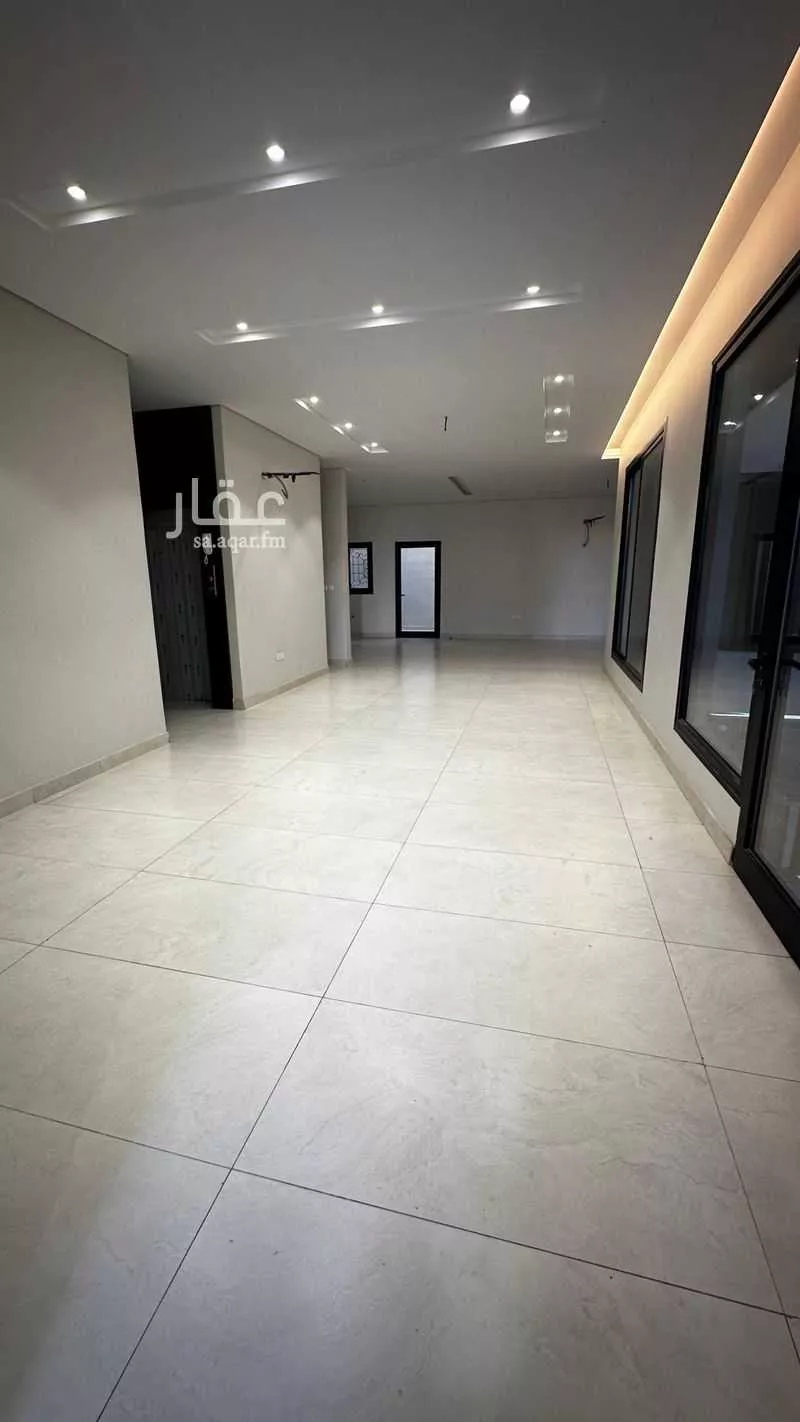 6 bedroom villa in Al Yaqout 3