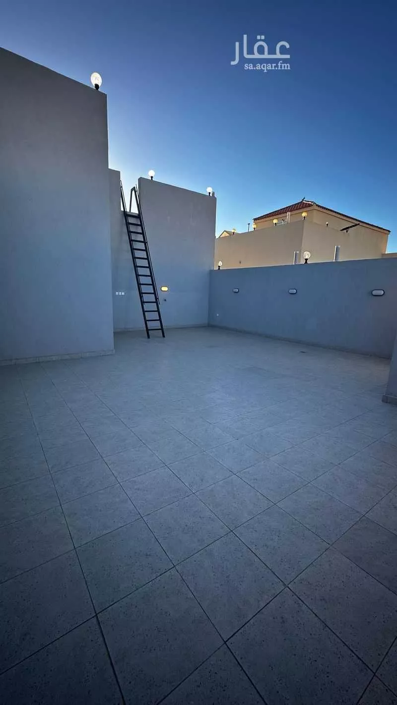 6 bedroom villa in Al Yaqout 8