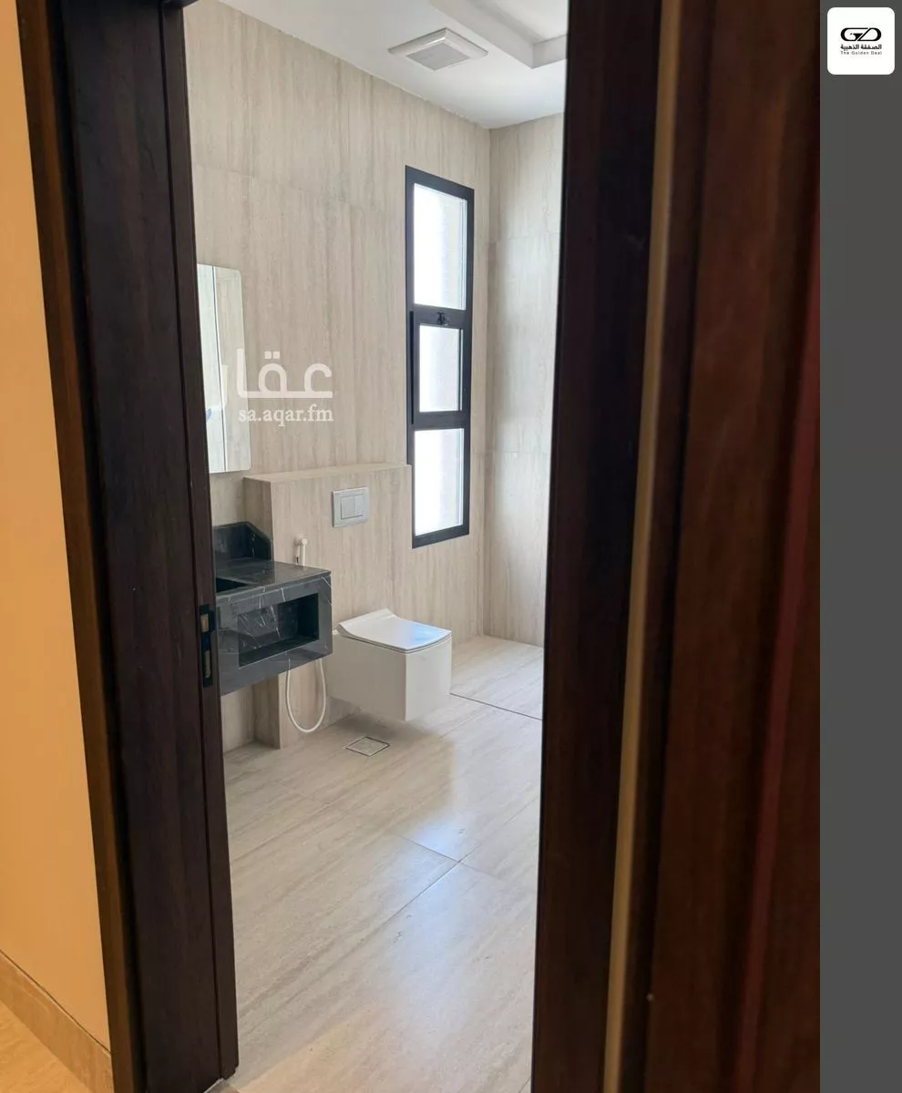 5 bedroom villa in Al Yaqout 4