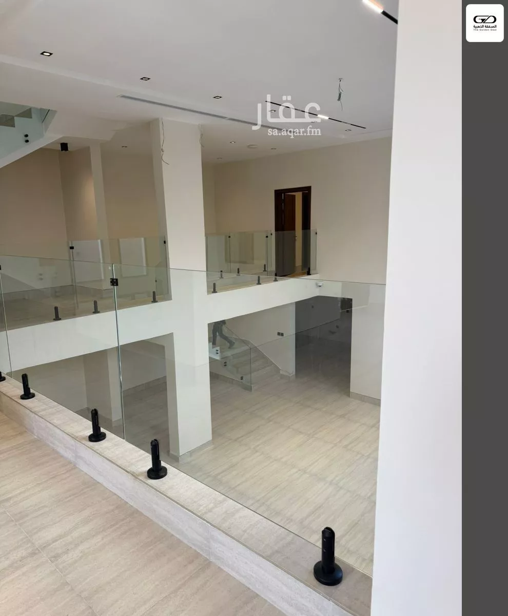 5 bedroom villa in Al Yaqout 6