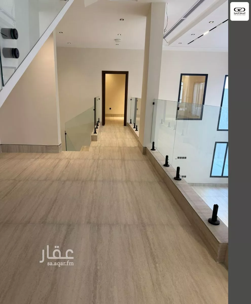 5 bedroom villa in Al Yaqout 9