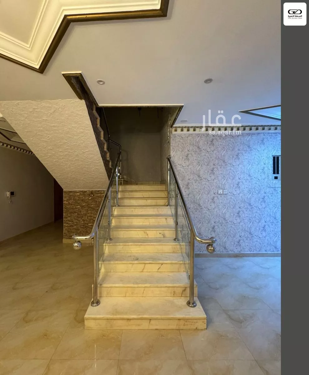 7 bedroom villa in Al Marwa 7