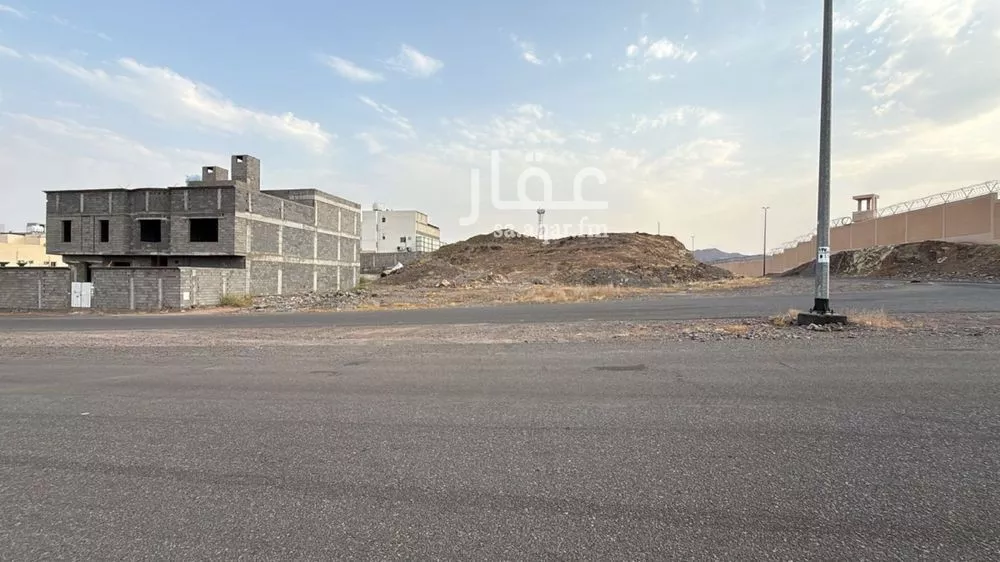 628 sqm land in Al Nakheel 2