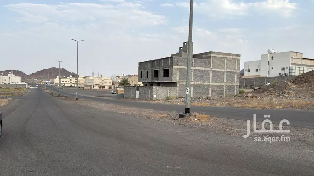 628 sqm land in Al Nakheel 4