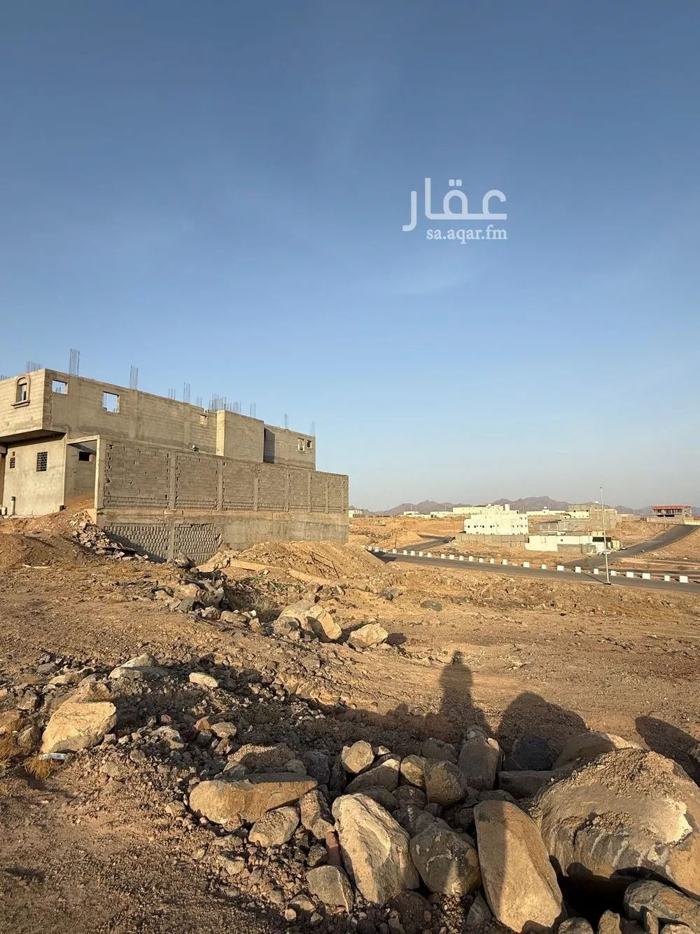 أرض 299 م² في المطار 6