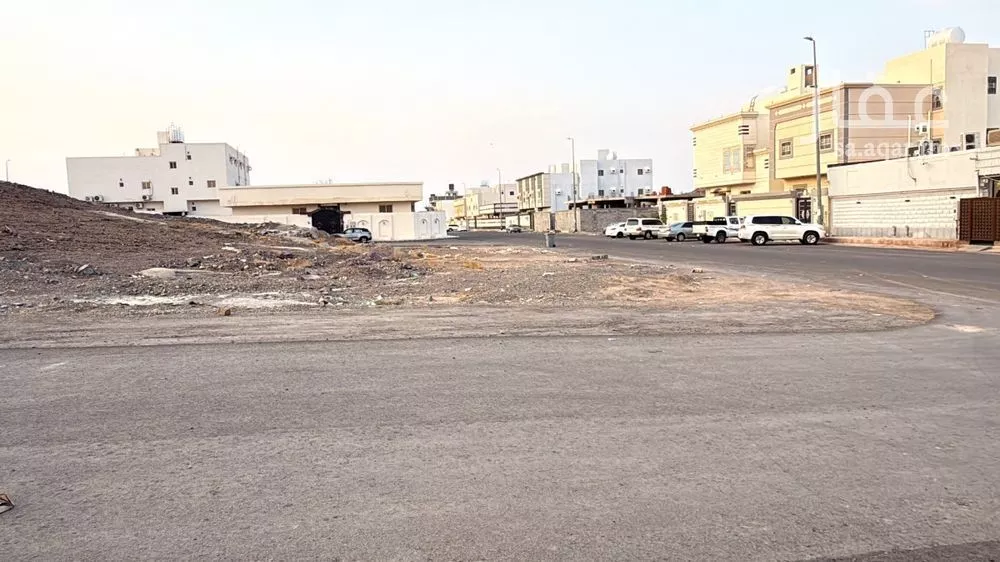 609 sqm land in Abu Markha 2