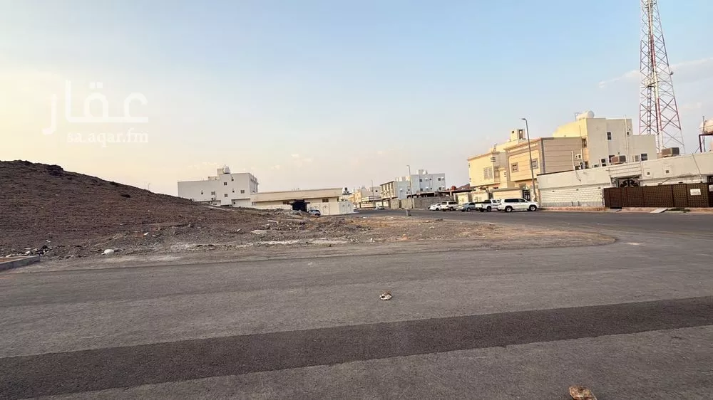 609 sqm land in Abu Markha 4