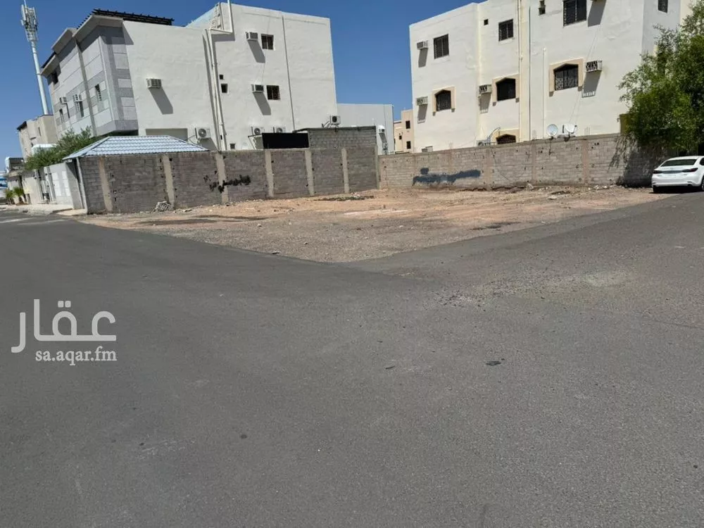 400 sqm land in Al Aziziyah 7