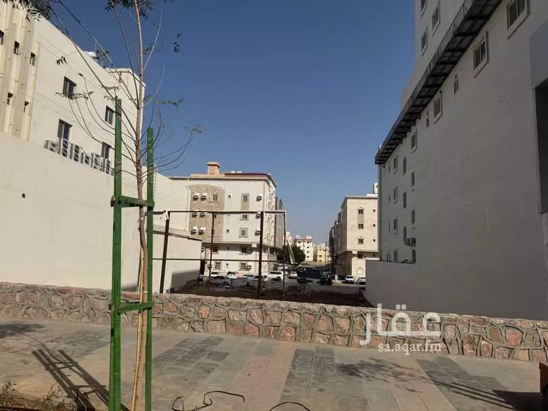 1148 sqm land in Al Fath 5