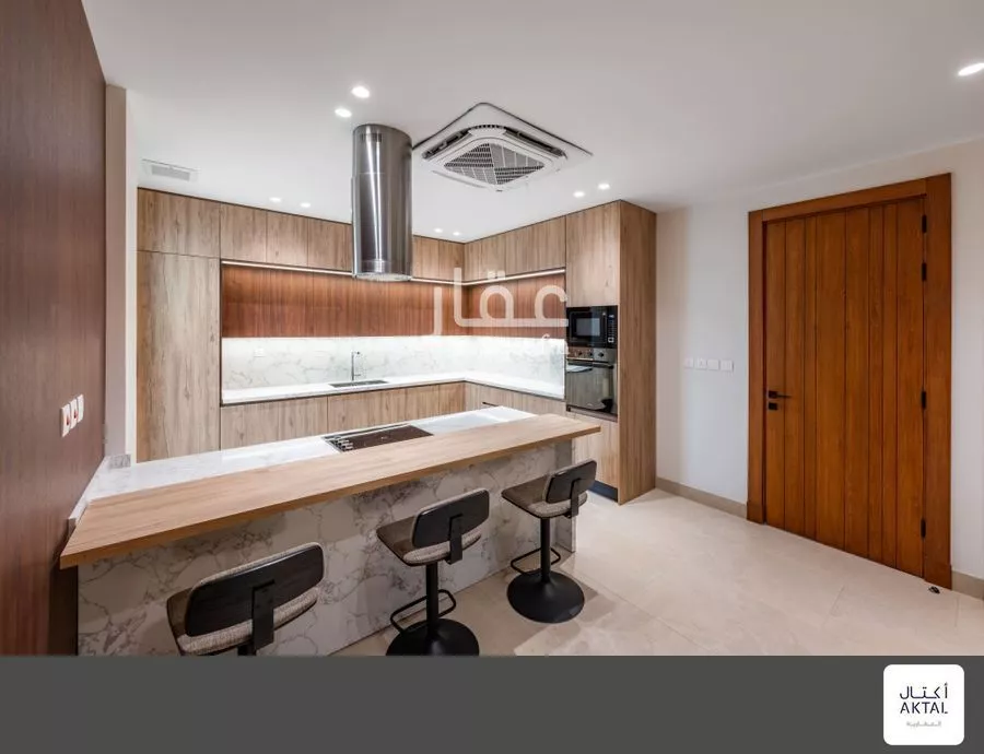 4 bedroom villa in Al Amwaj 15